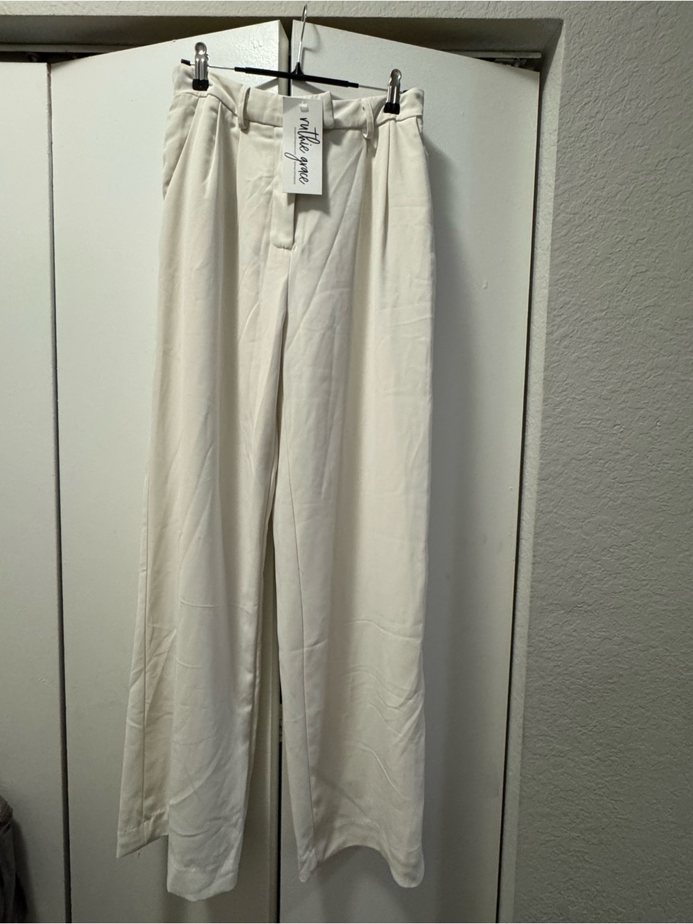 NWT Ruthie Grace Wide Straight-Leg Pants in Cream